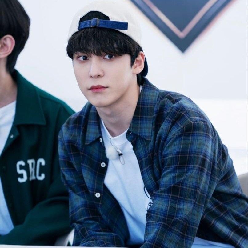 Behind-the-scenes cut of Yunho (ATEEZ)