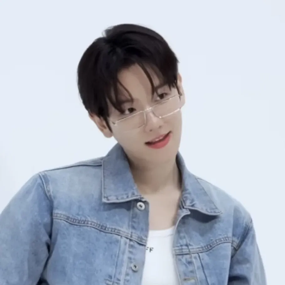 伯賢 (EXO)的幕後花絮