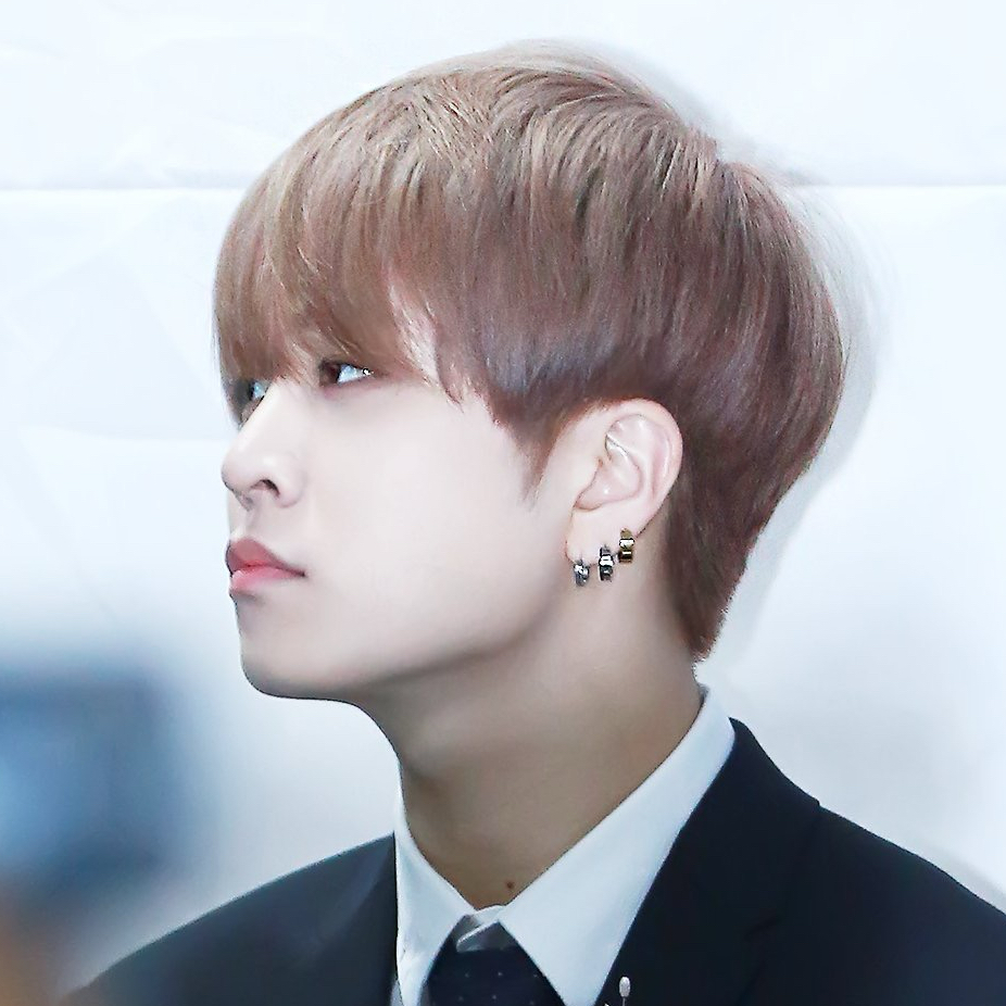 Latest photo of Youngjae (GOT7)