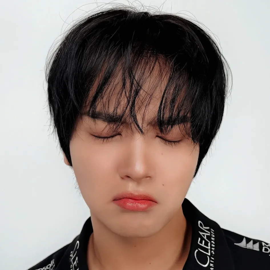 Behind-the-scenes cut of Haechan (NCT 127, NCT DREAM)
