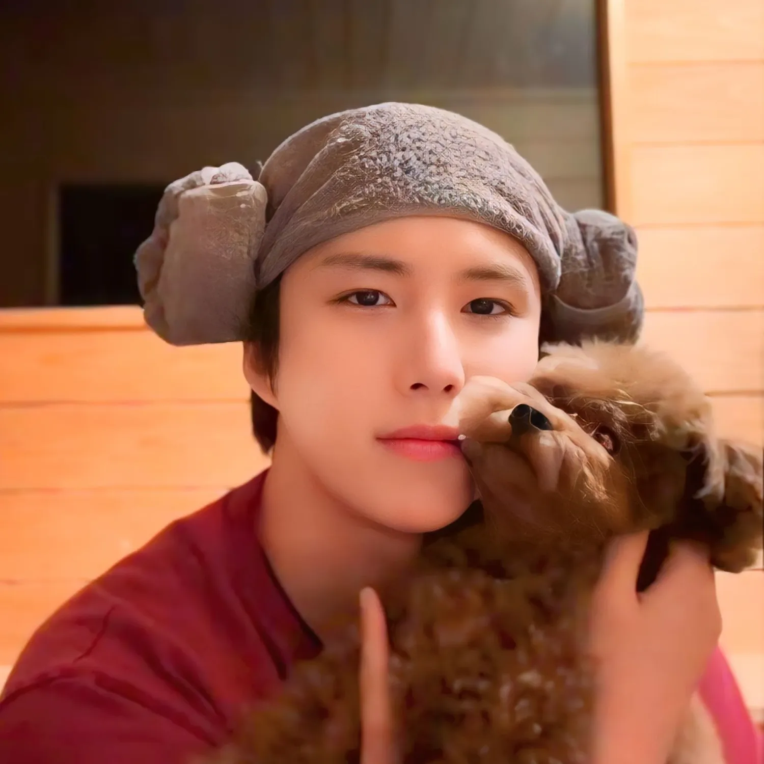 Behind-the-scenes cut of Wow (A.C.E)