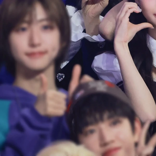 今天在最愛偶像中閃耀的UNIS代表照片