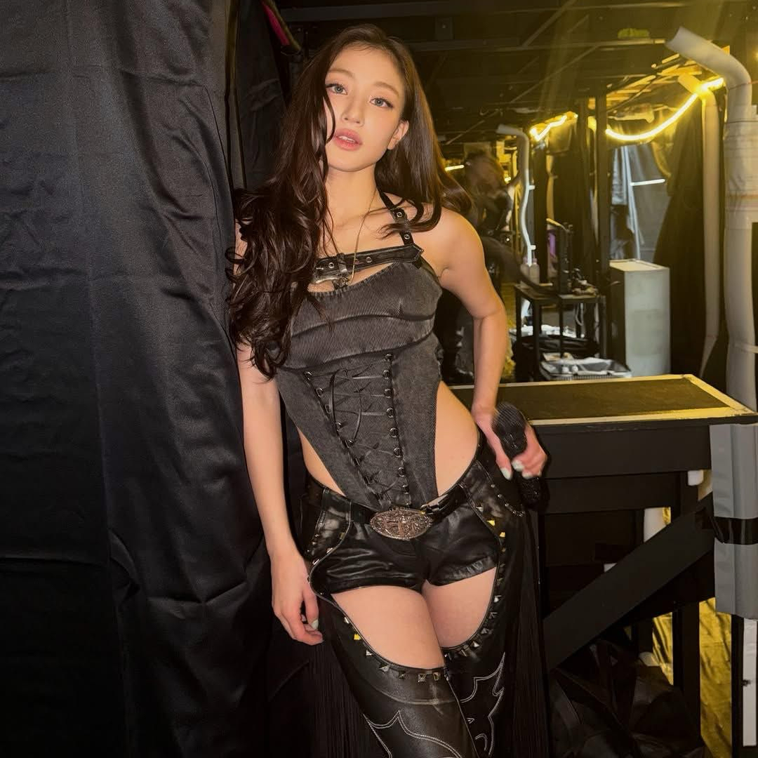 A moment captured by Jihyo (TWICE)'s fan