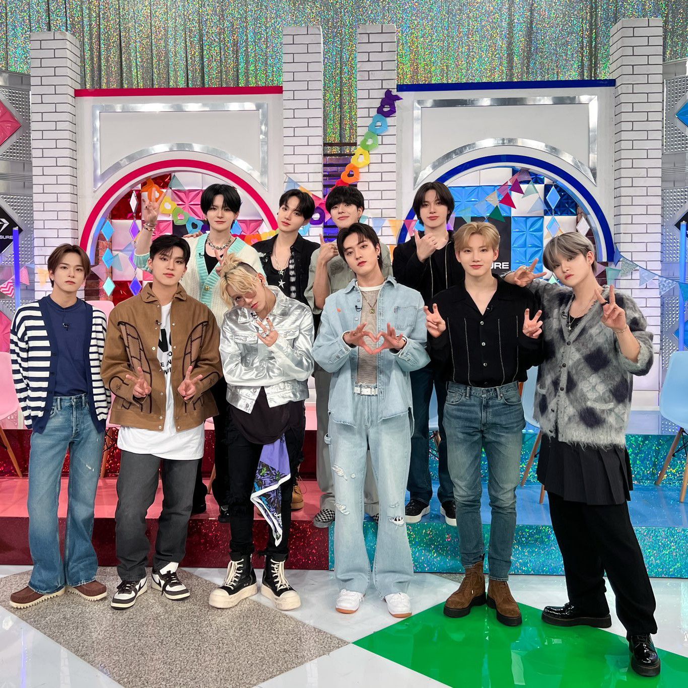 TREASURE의 최신 사진