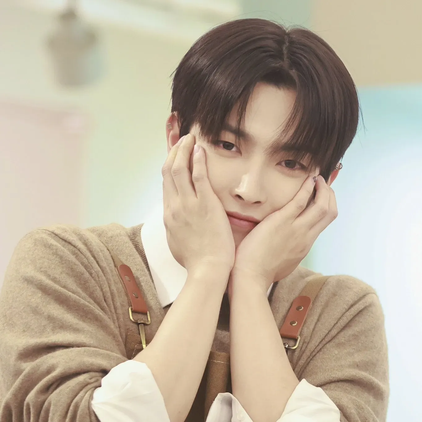 弘中 (ATEEZ)的最新照片