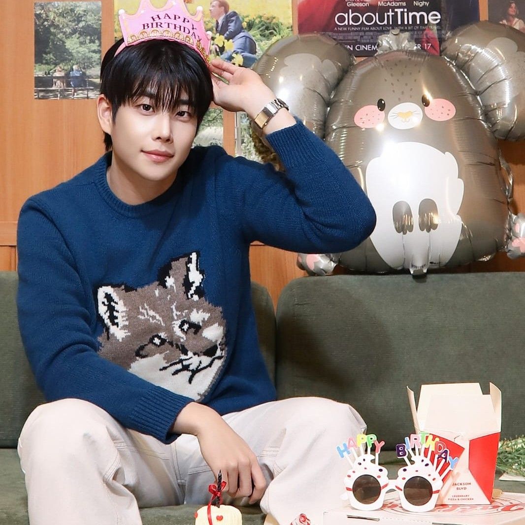 아스트로의 최신 사진