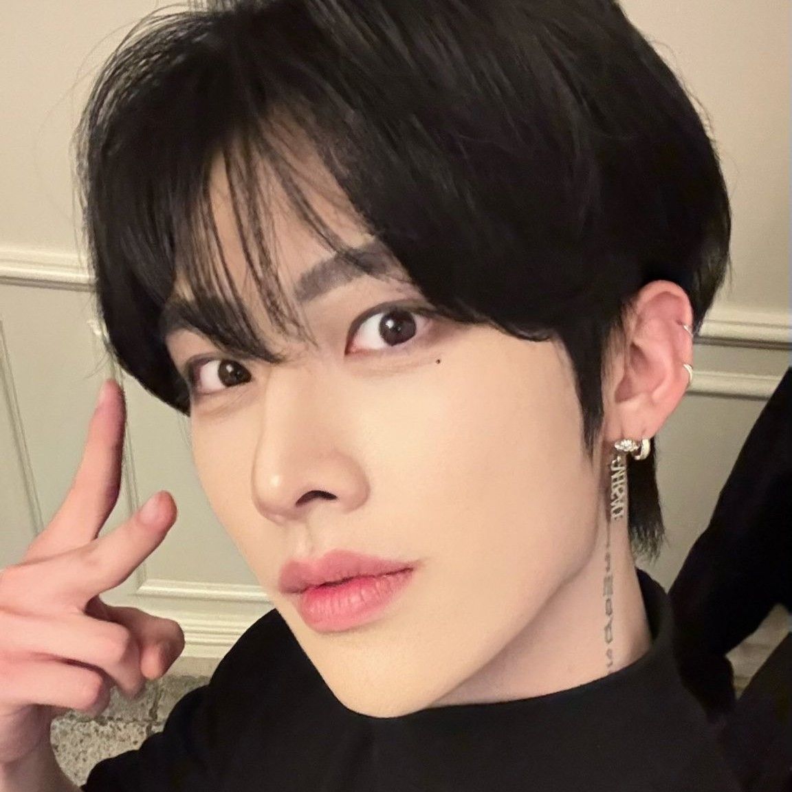 Recent activity shot of Ricky (ZEROBASEONE)