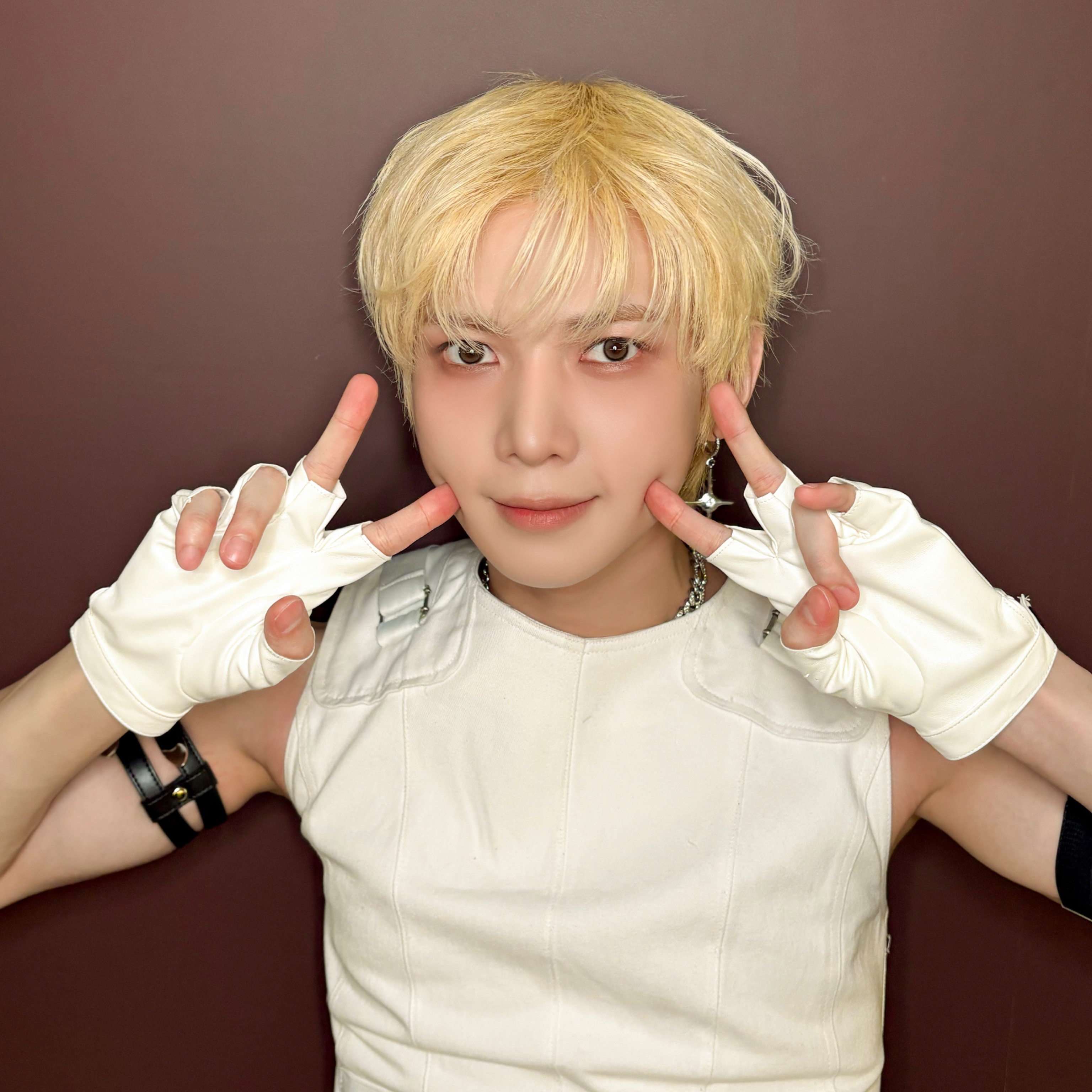 에이티즈의 비하인드 컷
