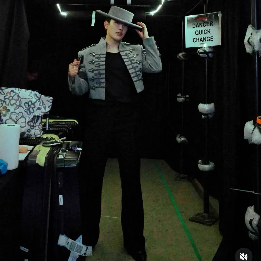 에이티즈의 비하인드 컷