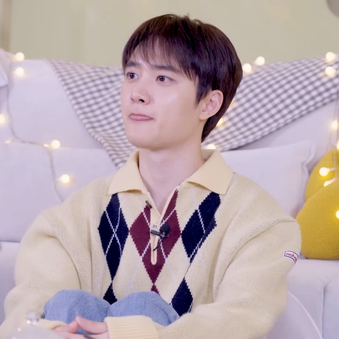 A moment captured by D.O. (EXO)'s fan