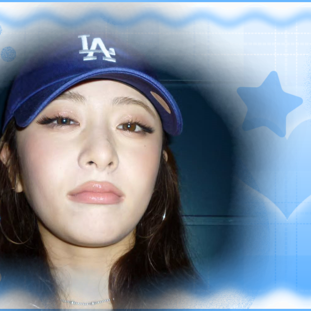 A moment captured by Huh Yunjin (LE SSERAFIM)'s fan