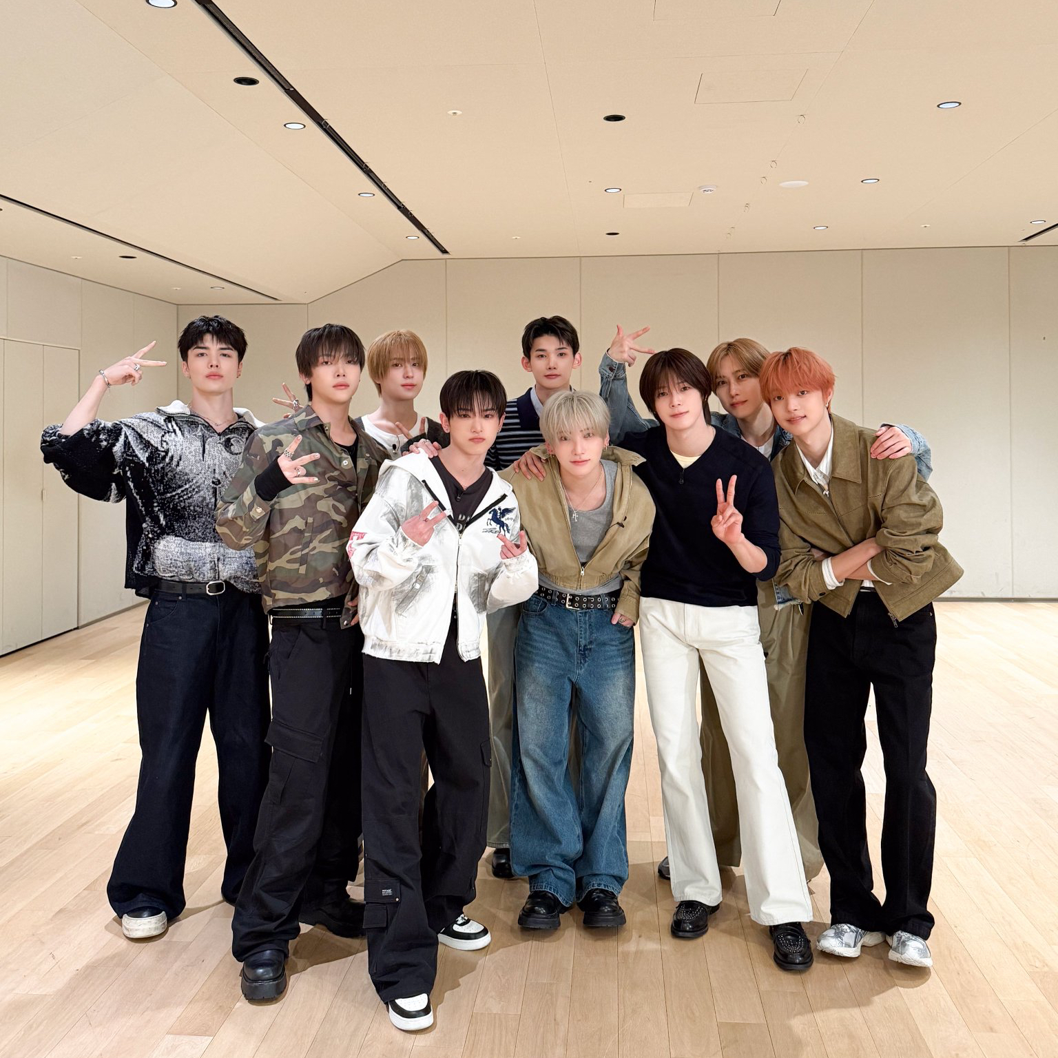 Recent activity shot of EJ (&TEAM)