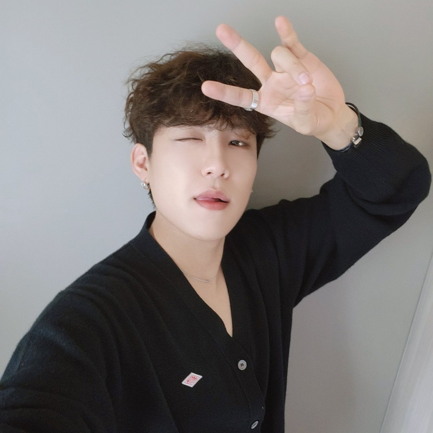 Latest photo of Park Woojin (AB6IX)