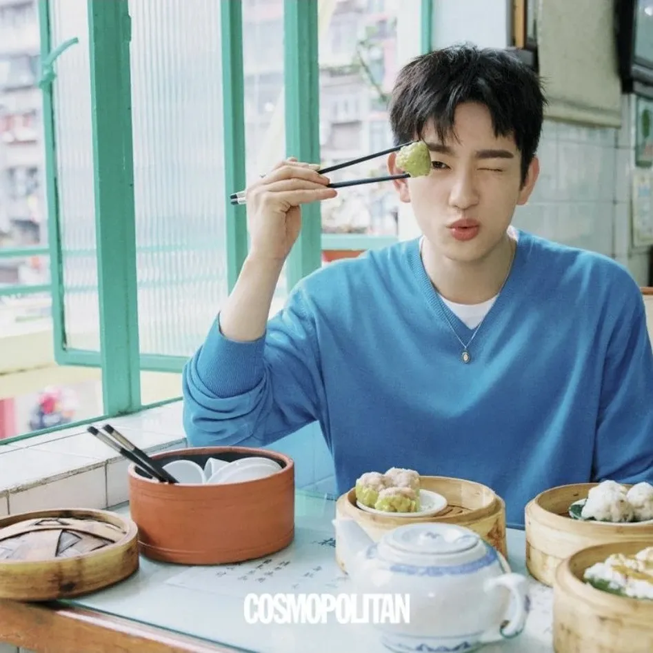 Potret di balik layar Jinyoung (GOT7)