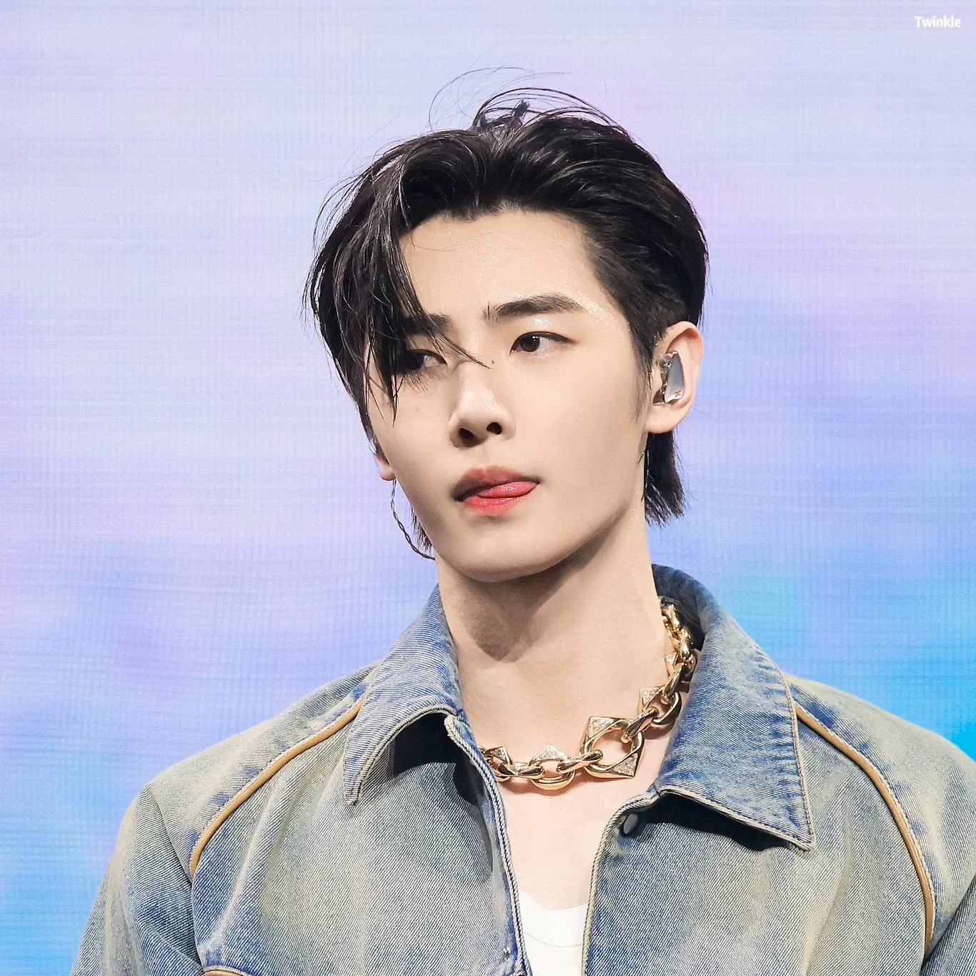 A moment captured by Sunghoon (ENHYPEN)'s fan