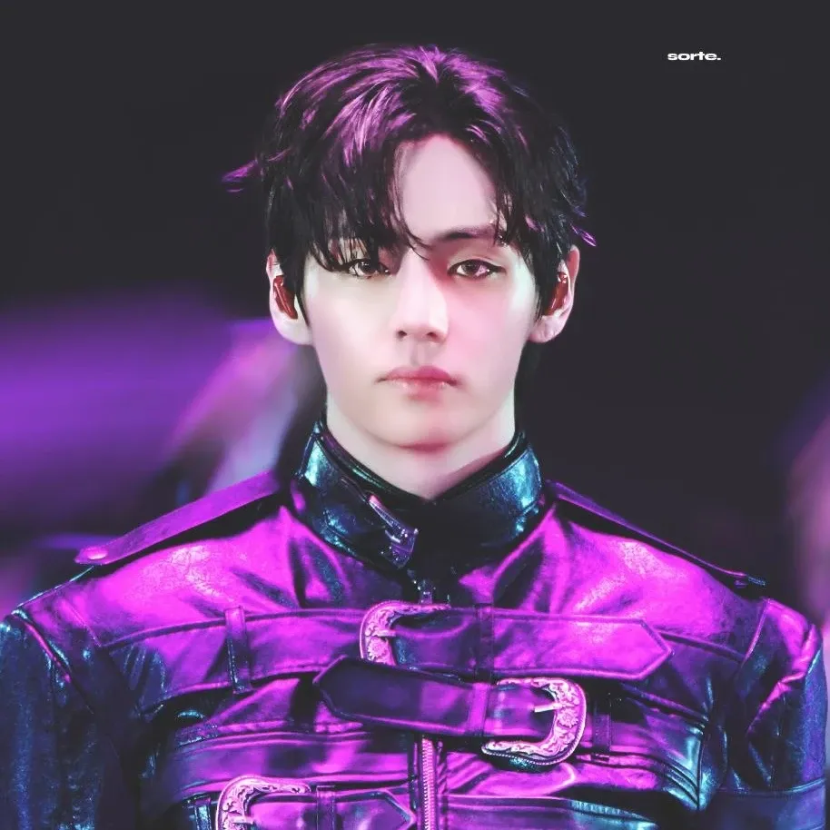V (BTS)の最新写真