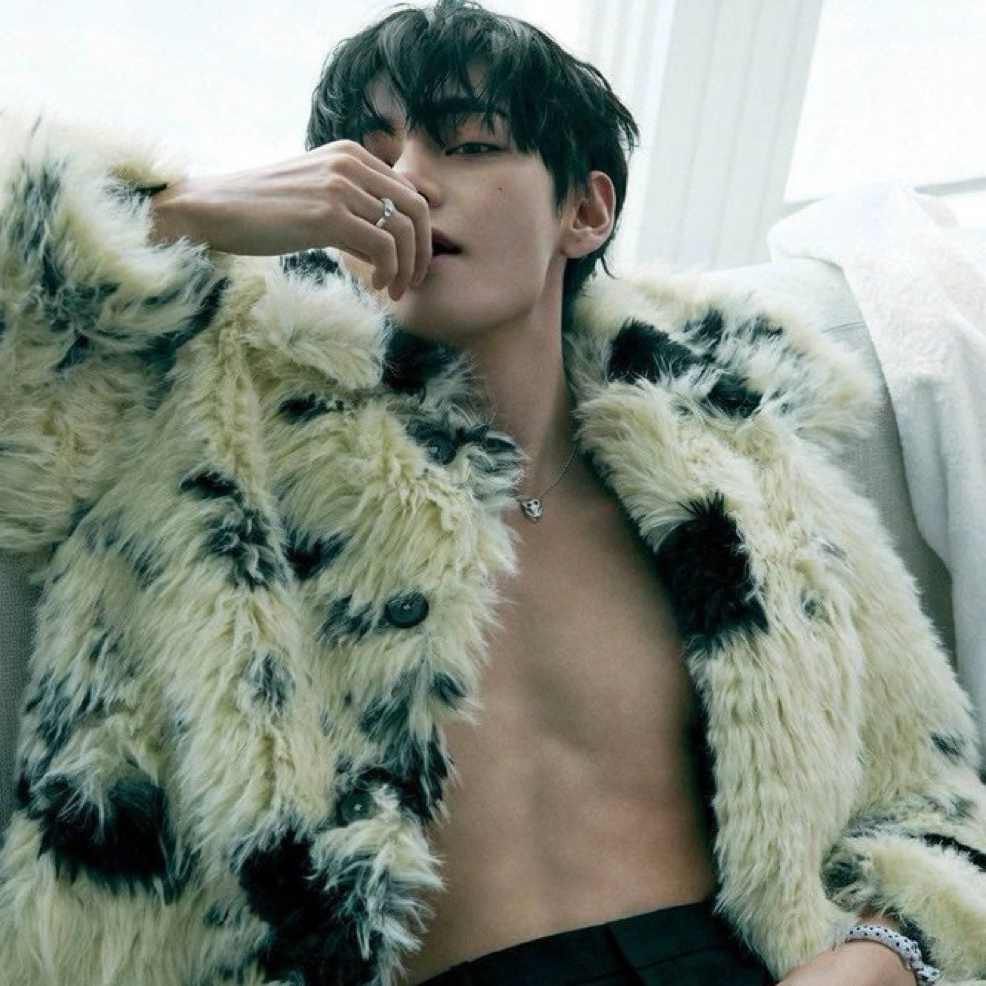 뷔 (방탄소년단)의 비하인드 컷