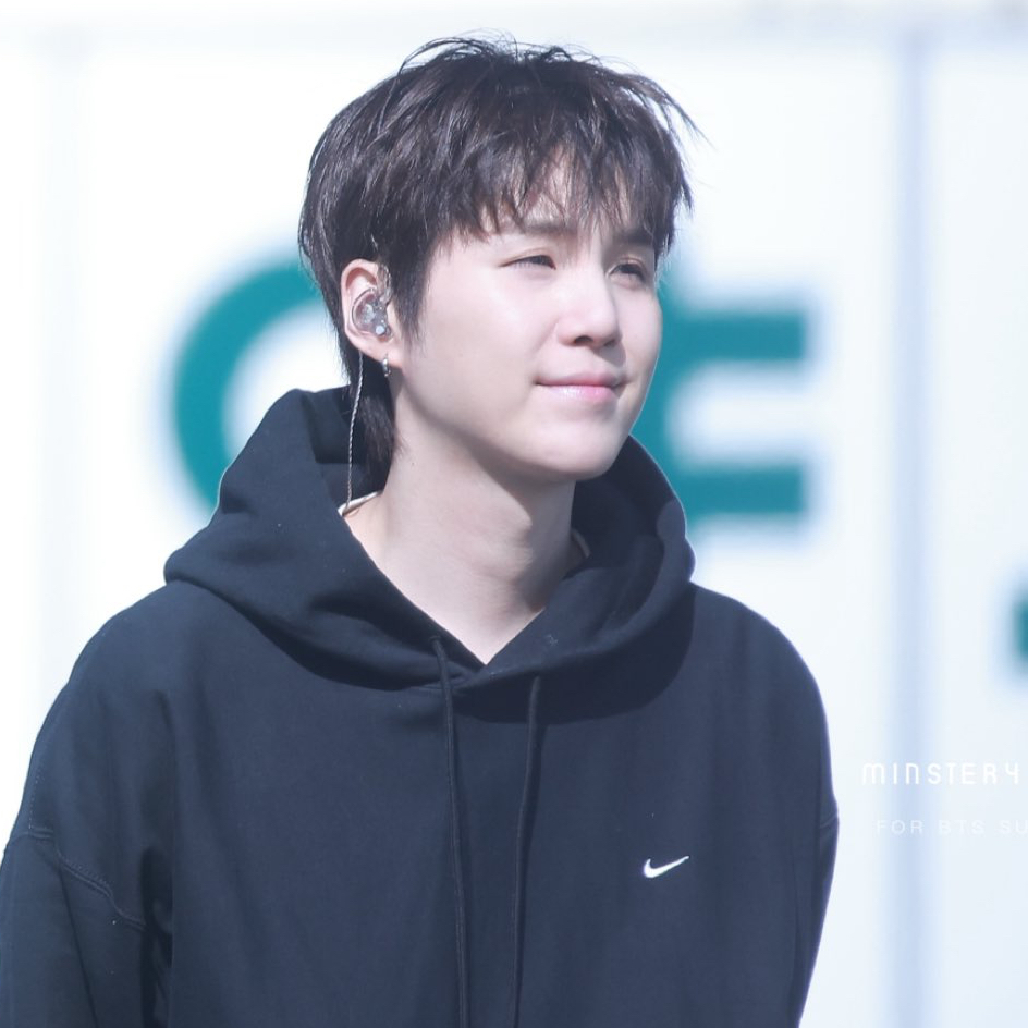 Behind-the-scenes cut of SUGA (BTS)