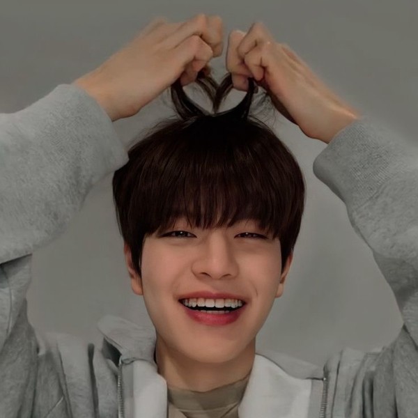 Shining profile picture of Seungmin (Stray Kids) on today's Choeaedol