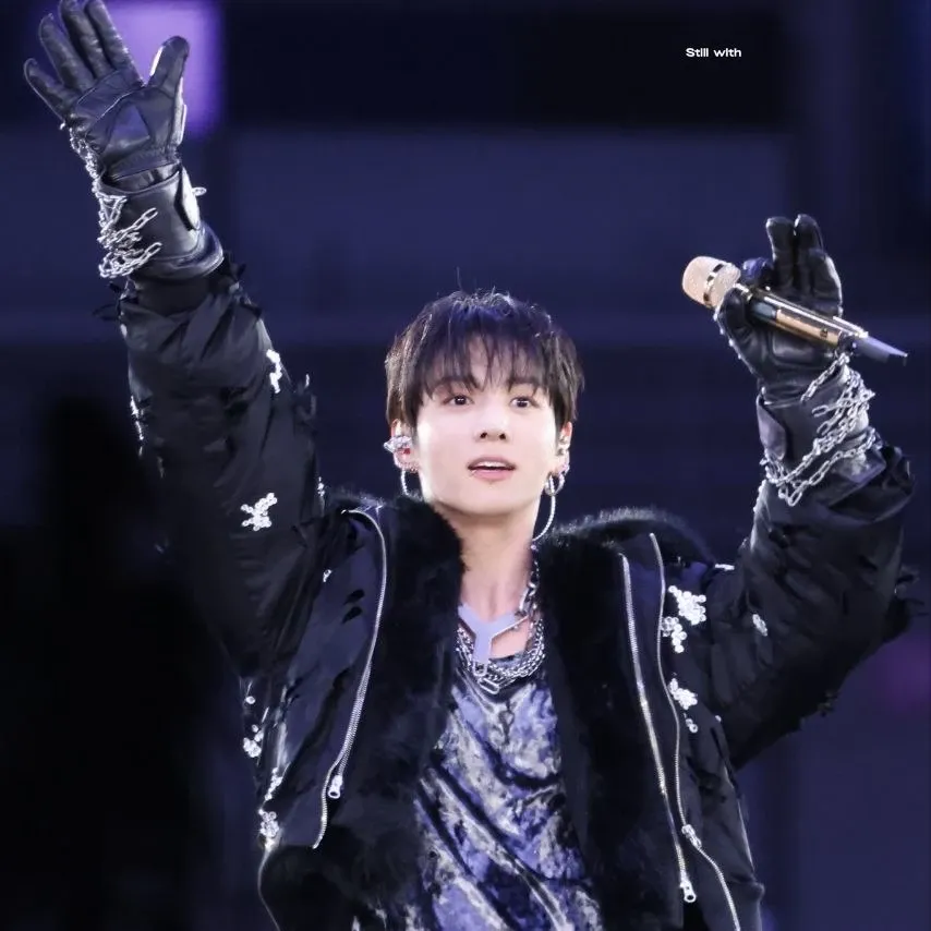 柾國 (防彈少年團)的最新活動照片