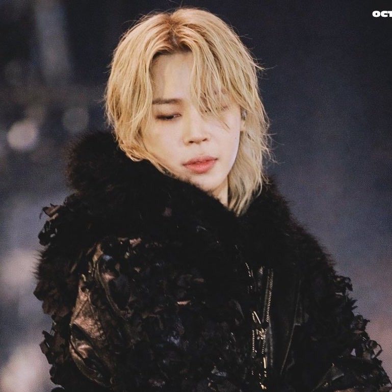 Foto aktivitas terbaru Jimin (BTS)