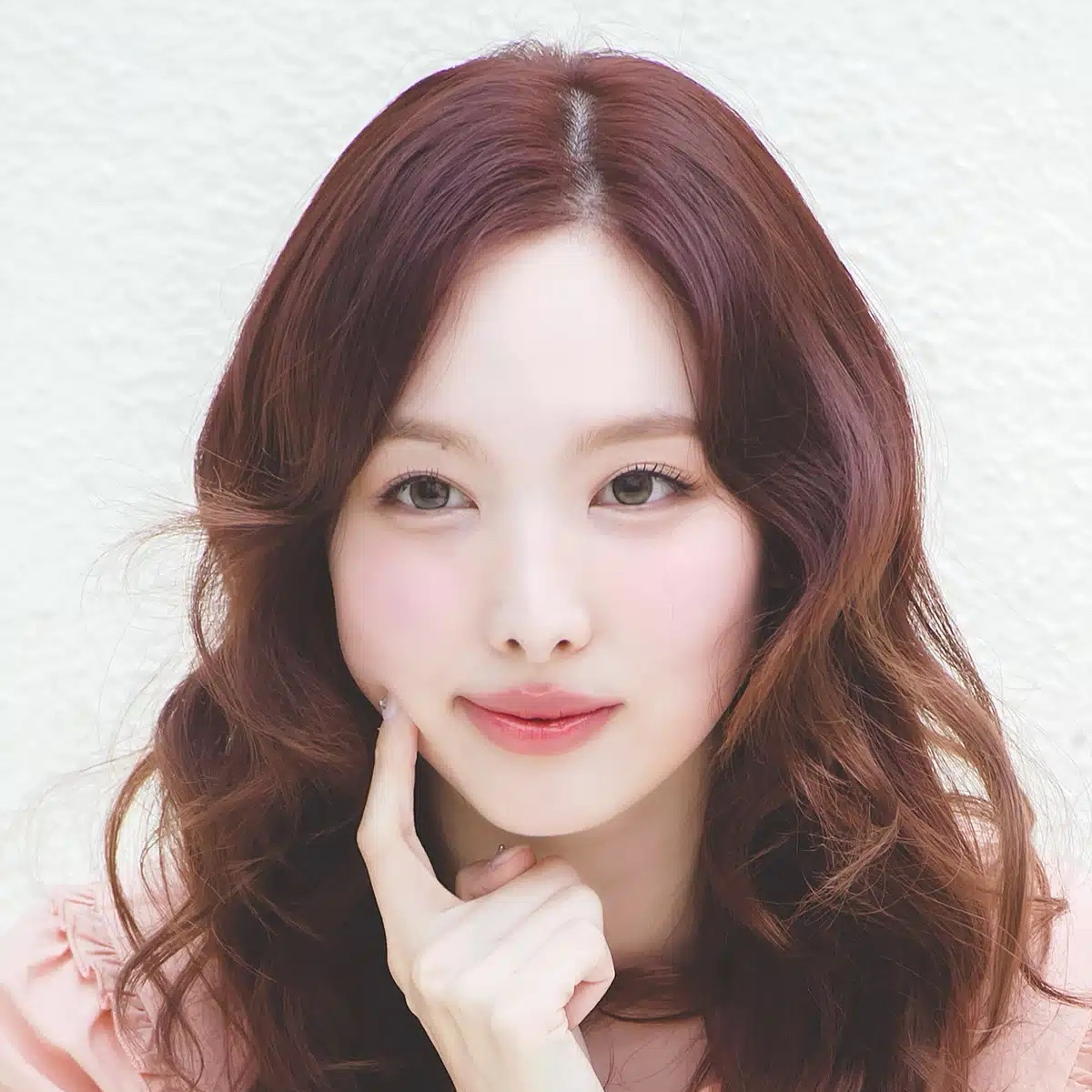 Behind-the-scenes cut of Nayeon (TWICE)