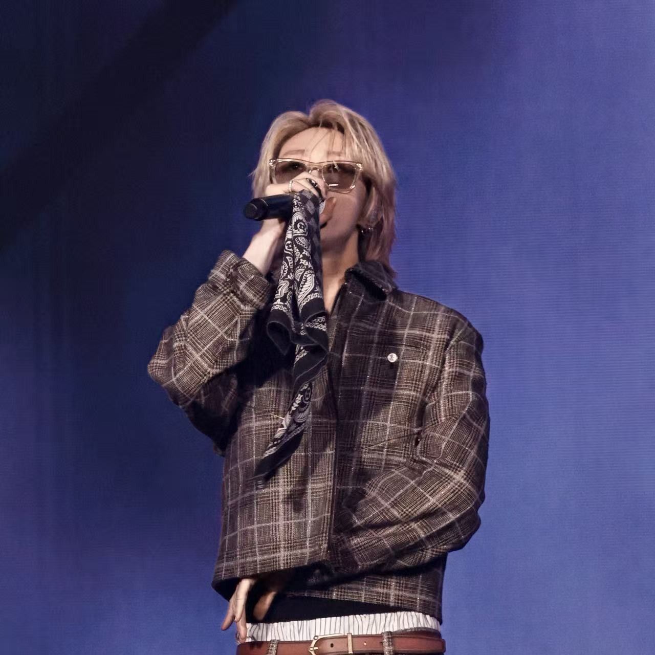 Behind-the-scenes cut of The 8 (SEVENTEEN)