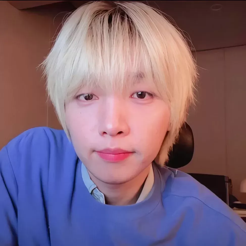 A moment captured by Jeong Sewoon's fan
