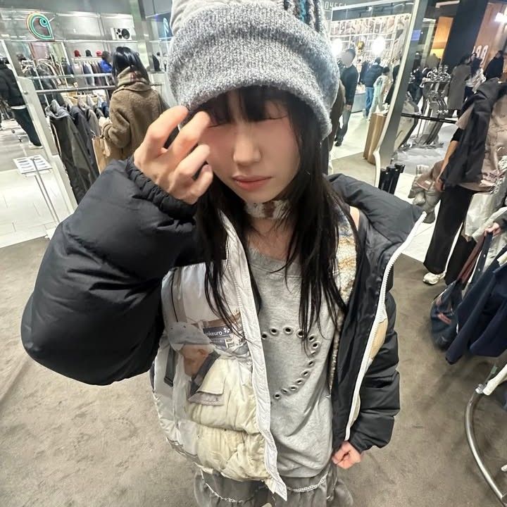 A moment captured by Lovelyz's fan