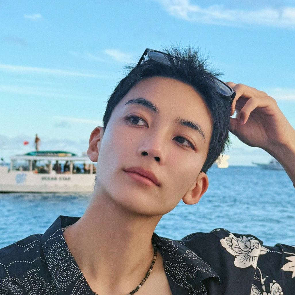 淨漢 (SEVENTEEN)的最新照片
