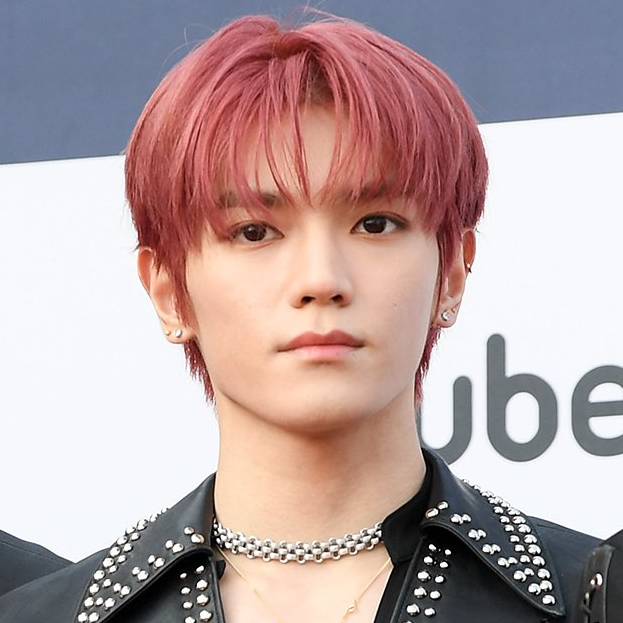 テヨン (NCT 127)の最近の活動写真