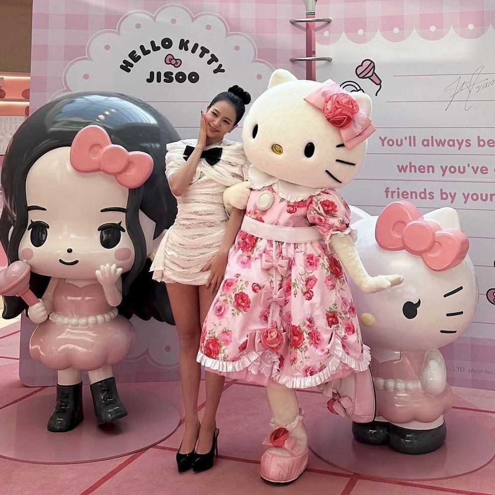 Behind-the-scenes cut of Jisoo (BLACKPINK)