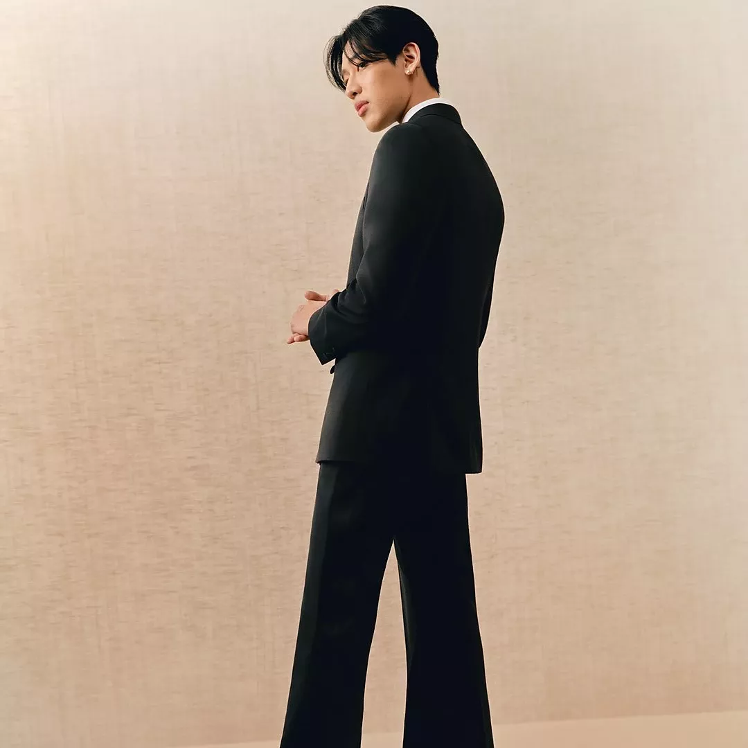 Latest photo of Bambam (GOT7)
