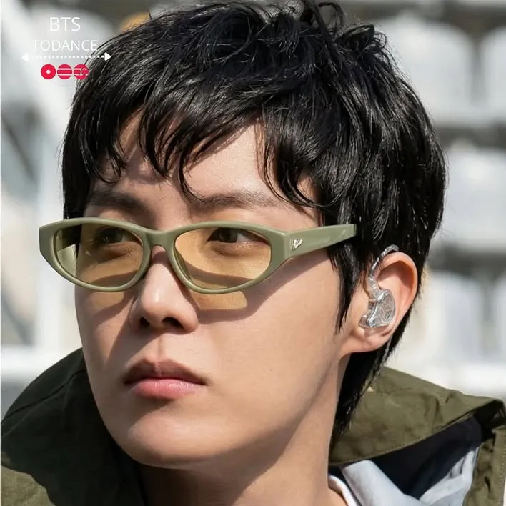 Foto terbaru j-hope (BTS)