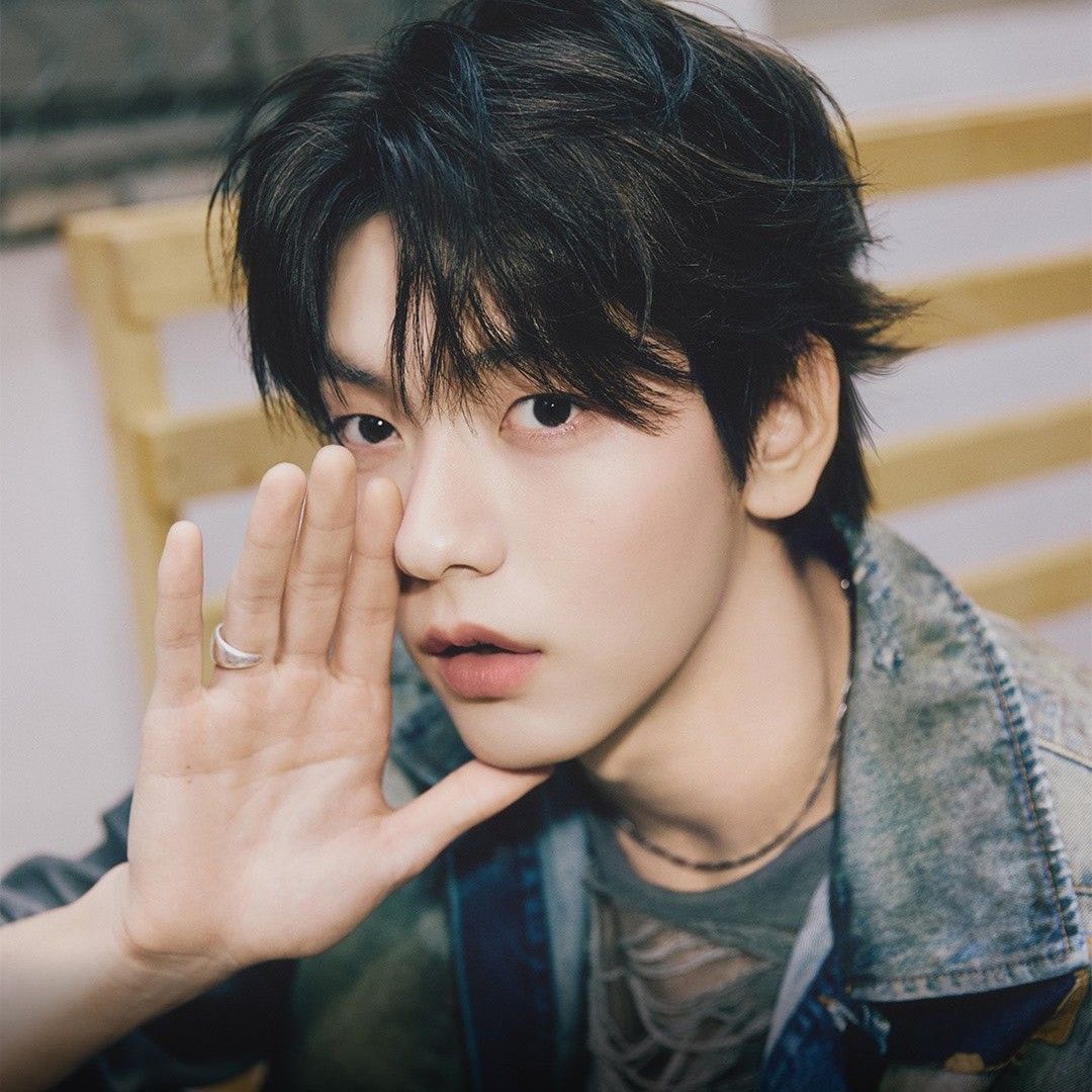 Foto aktivitas terbaru Soobin (TOMORROW X TOGETHER)