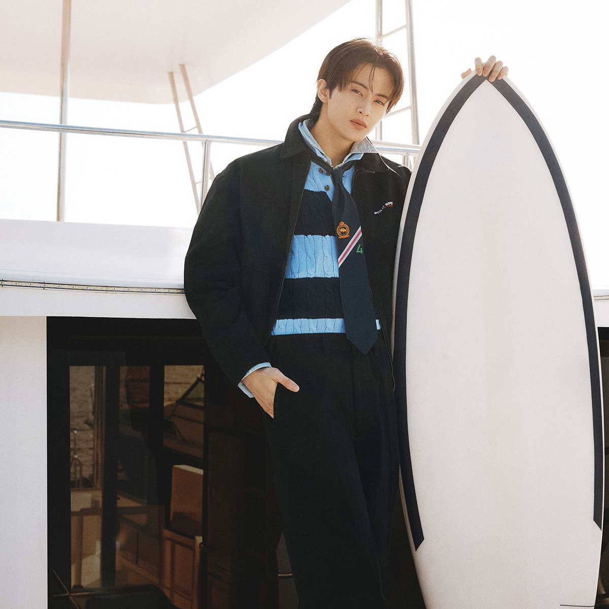 A moment captured by Mark (NCT 127, NCT DREAM)'s fan