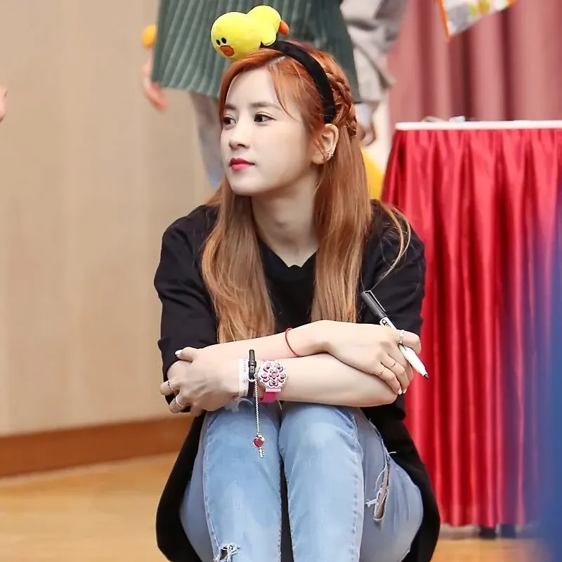 Latest photo of Park Chorong (Apink)