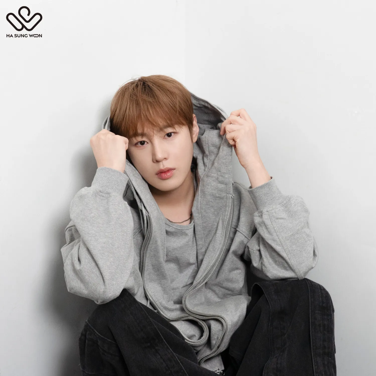 Latest photo of Ha Sungwoon