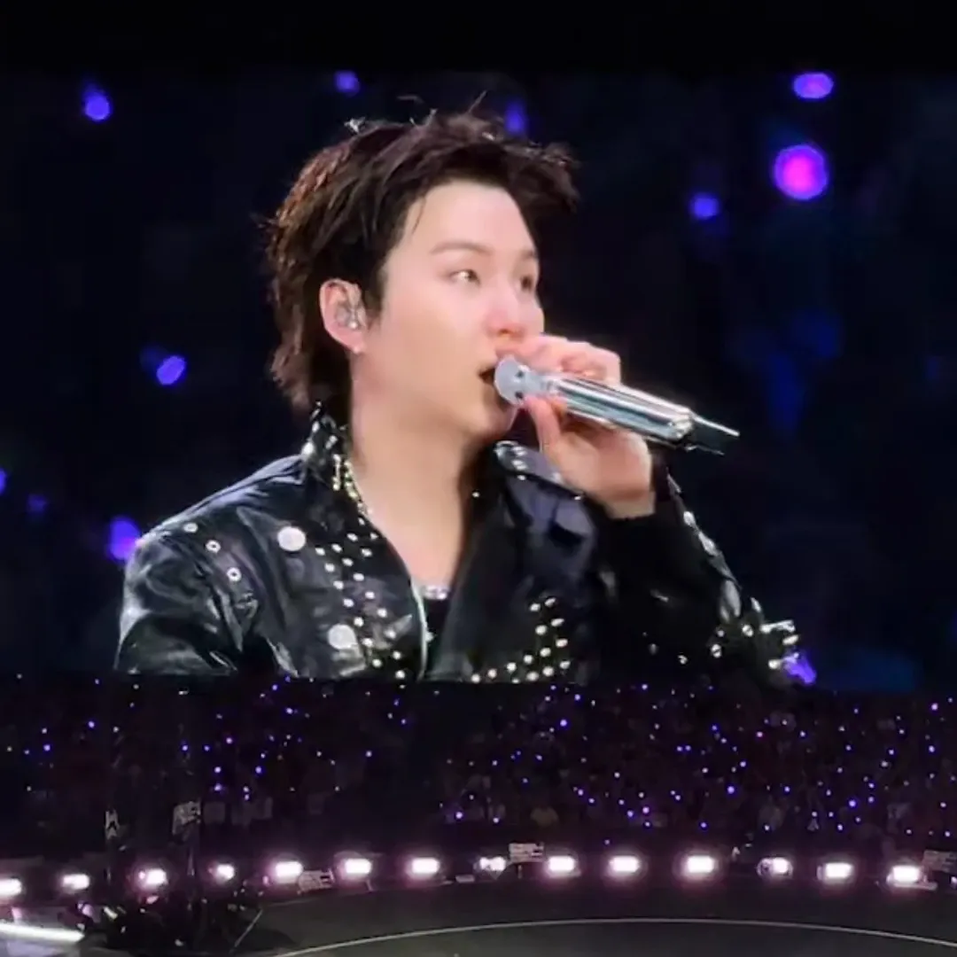 A moment captured by SUGA (BTS)'s fan