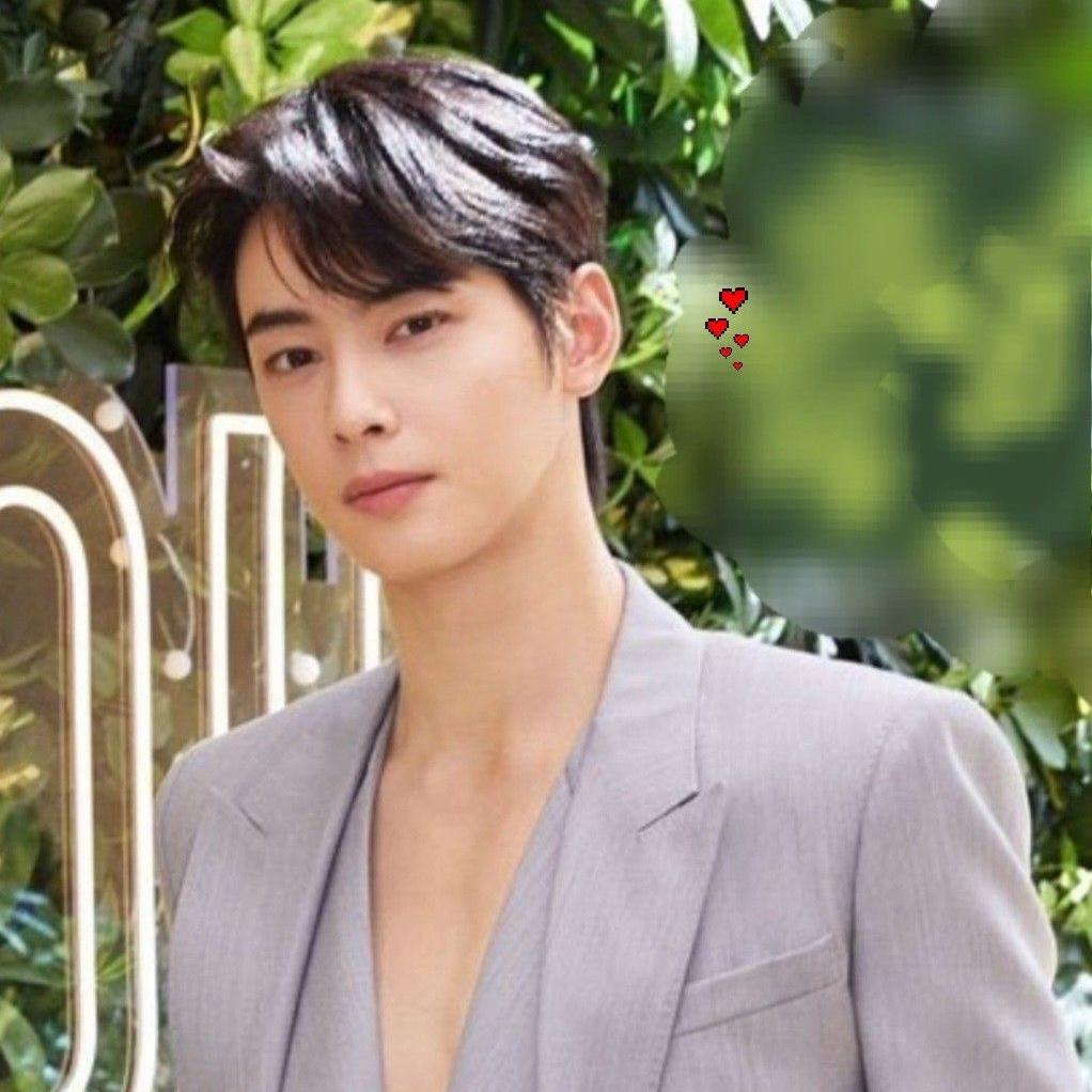 Recent activity shot of Eunwoo (ASTRO)