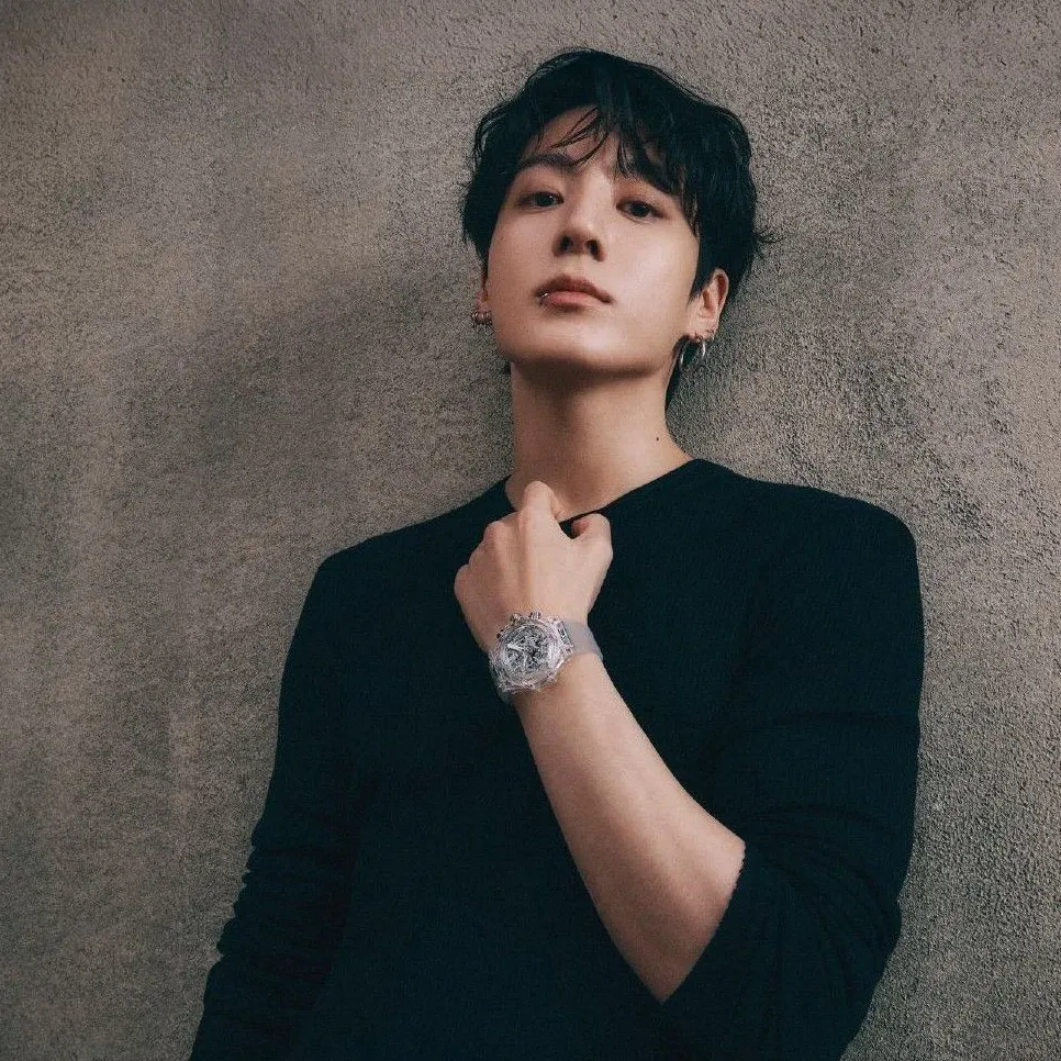 Latest photo of Jungkook (BTS)