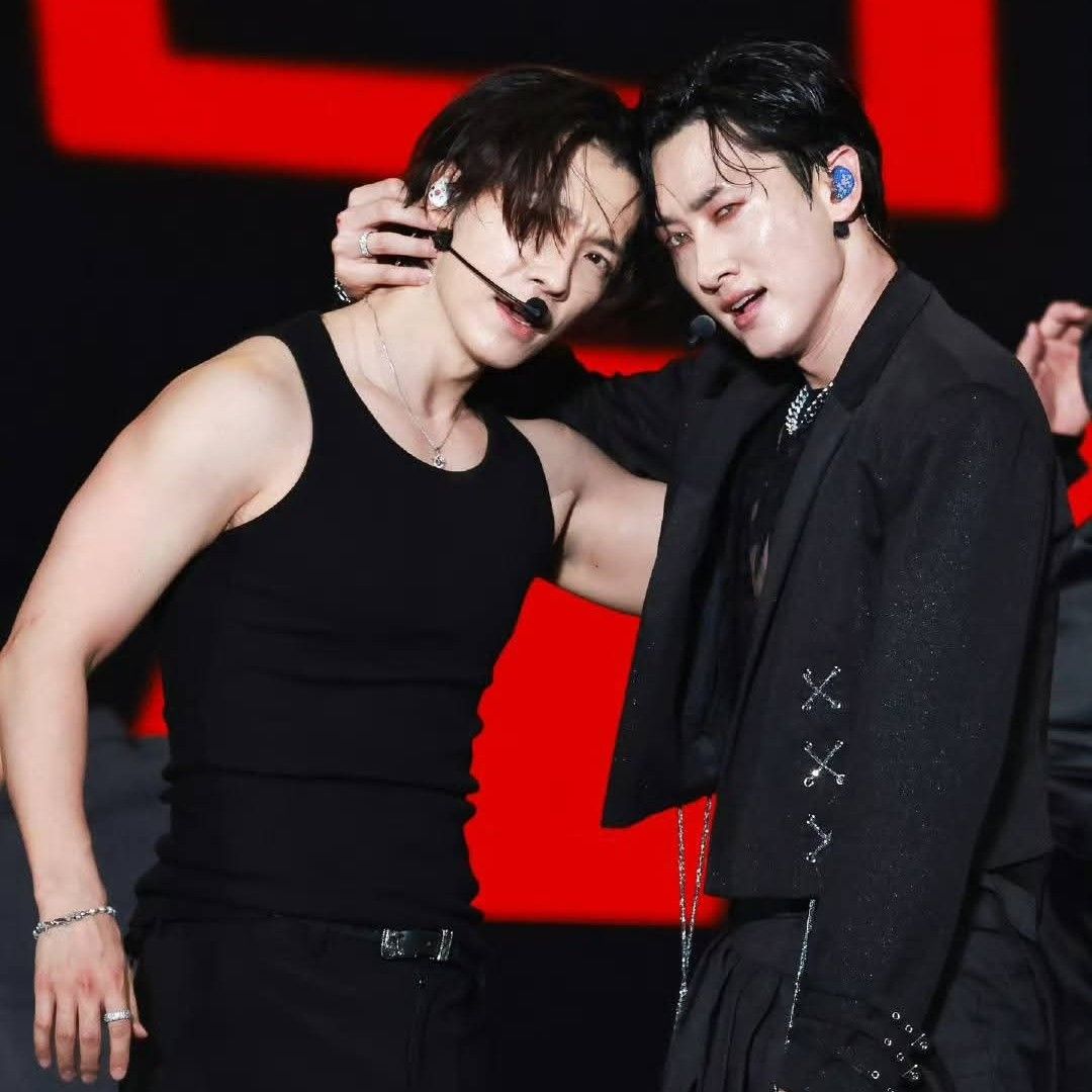 A moment captured by Eunhyuk (Super Junior)'s fan