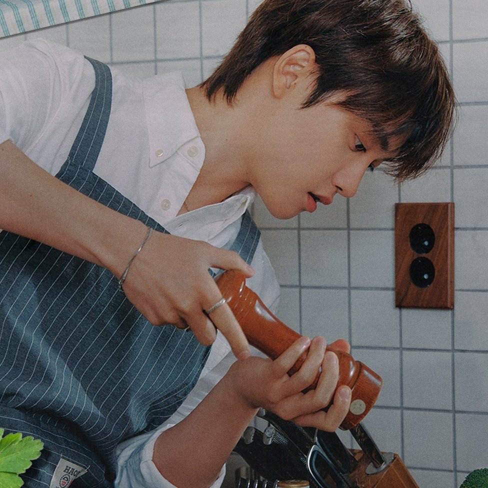 Momen yang diabadikan oleh penggemar D.O. (EXO)