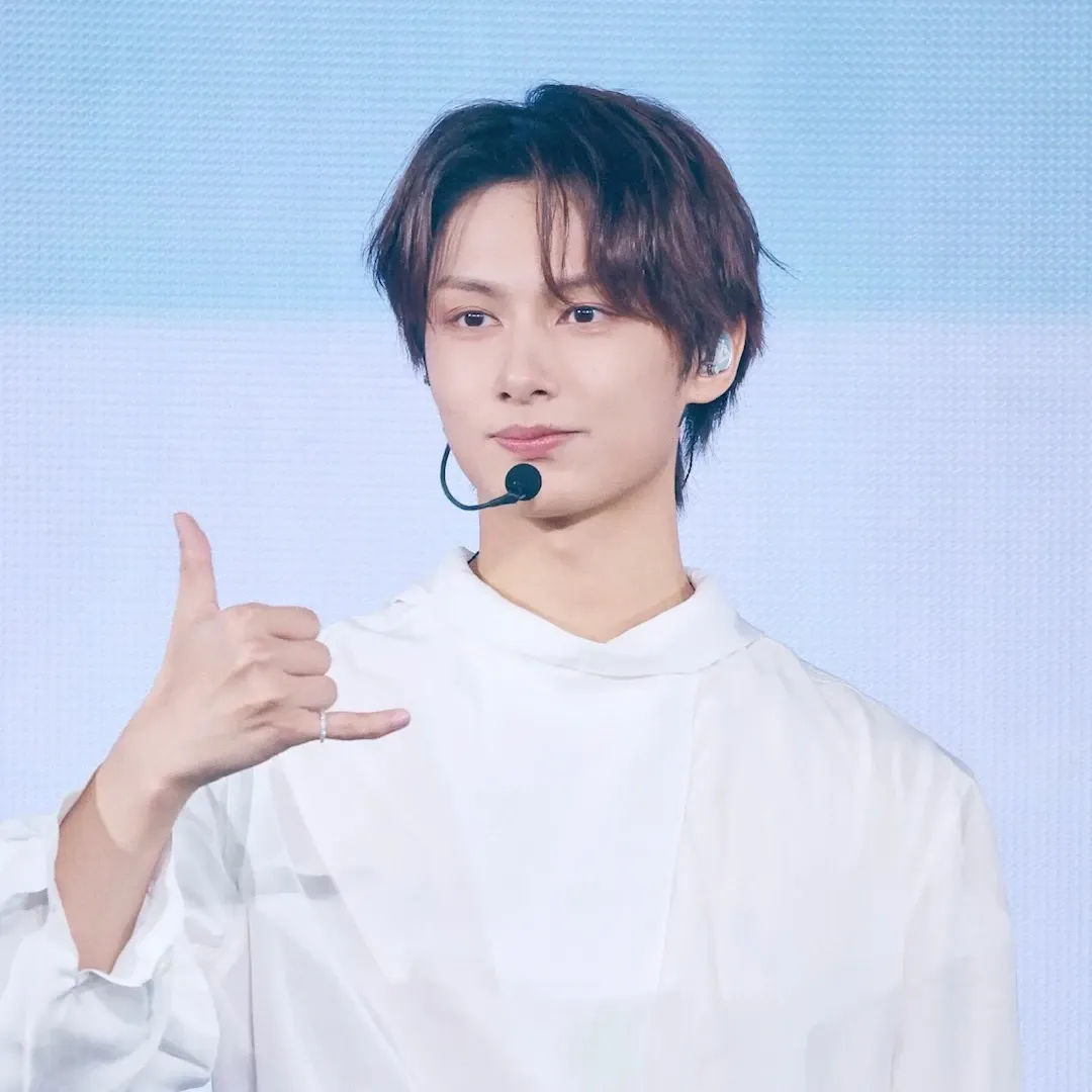 Latest photo of Jun (SEVENTEEN)