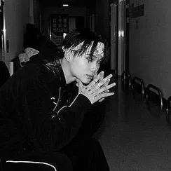 Potret di balik layar NI-KI (ENHYPEN)