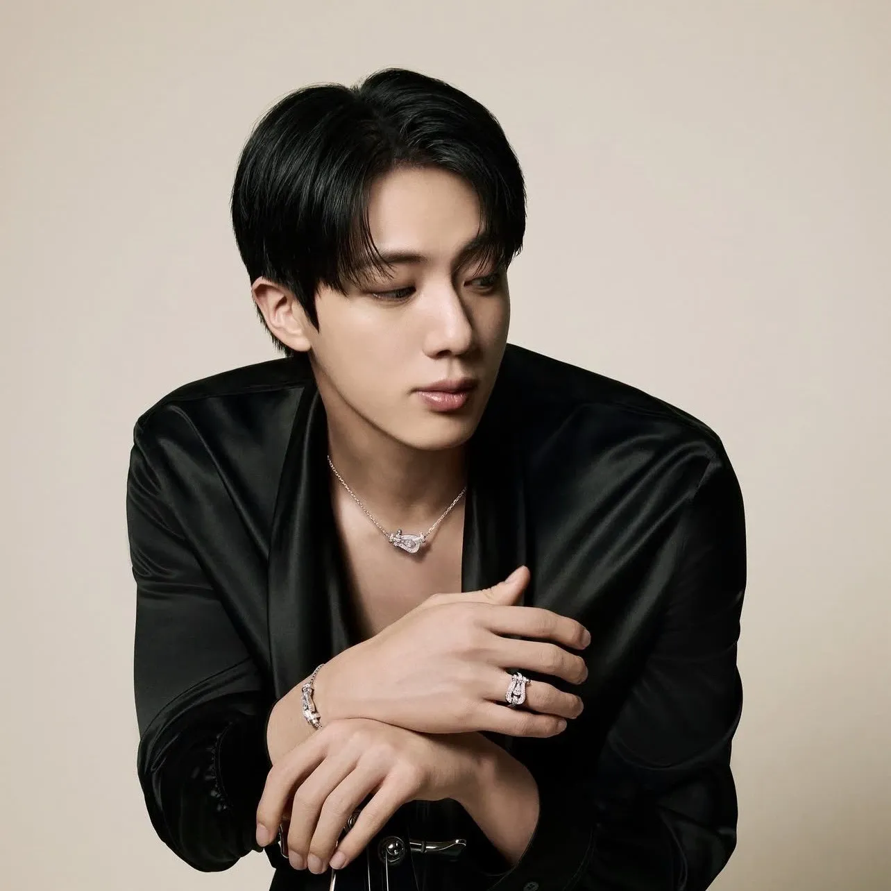 Foto terbaru Jin (BTS)
