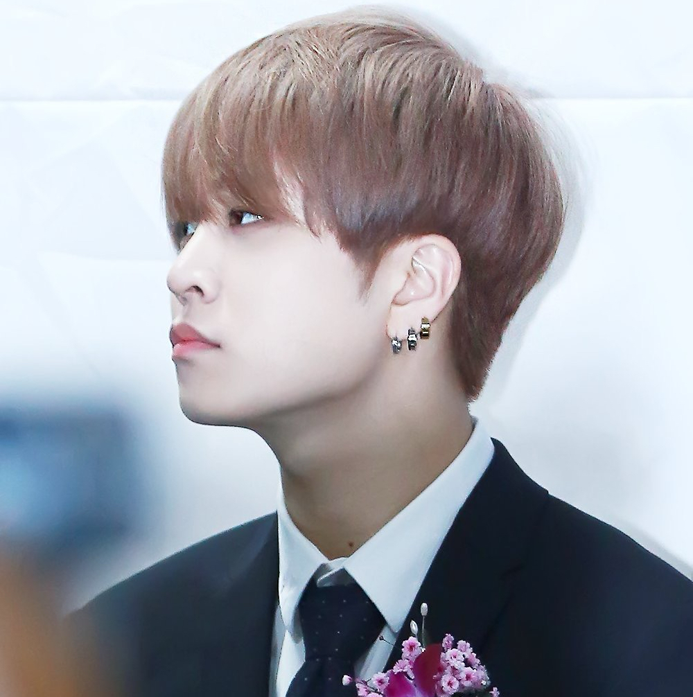 Latest photo of Youngjae (GOT7)