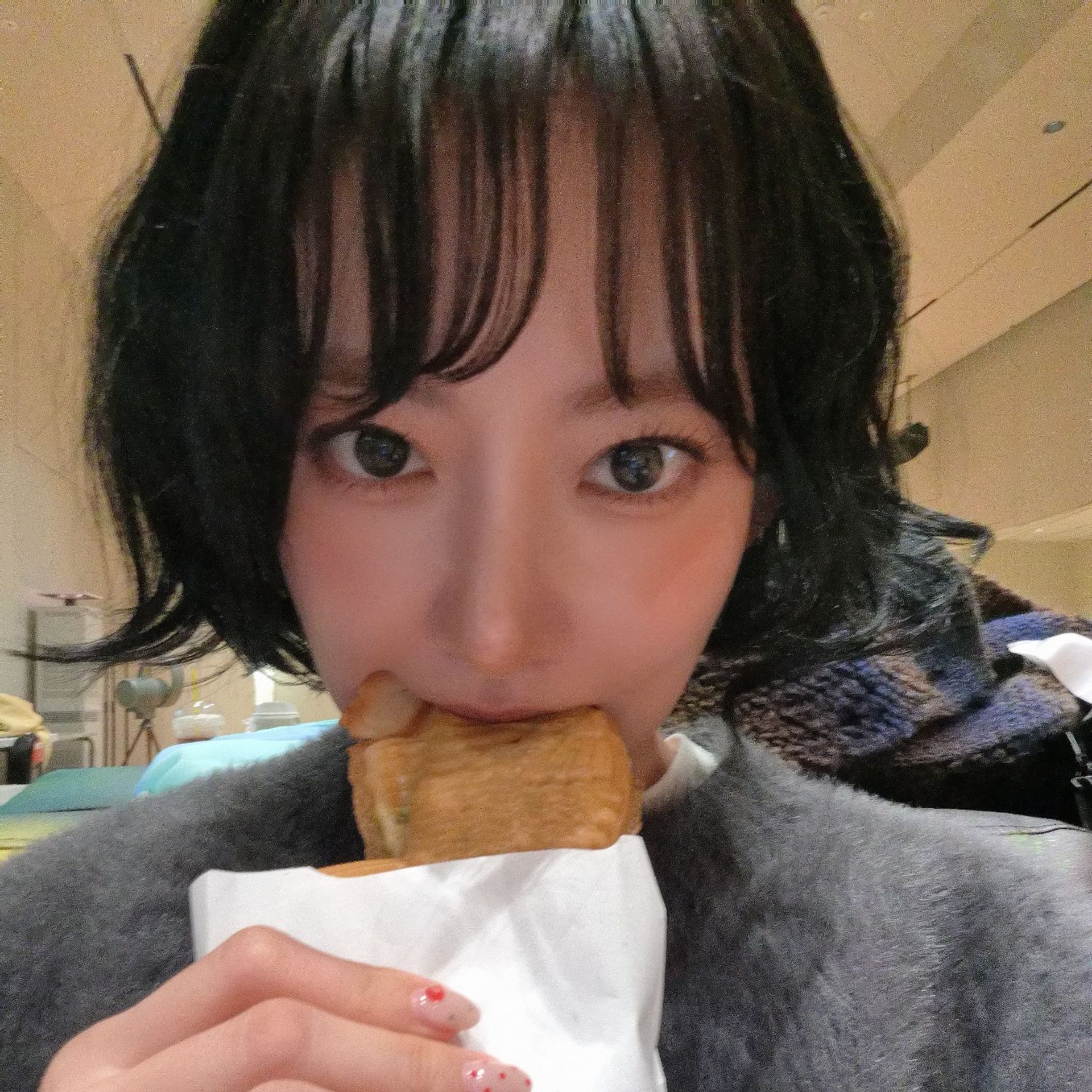 Behind-the-scenes cut of Sakura (LE SSERAFIM)