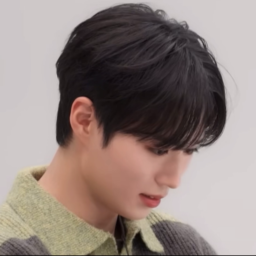 Recent activity shot of Kim Junseo (ALPHA DRIVE ONE)