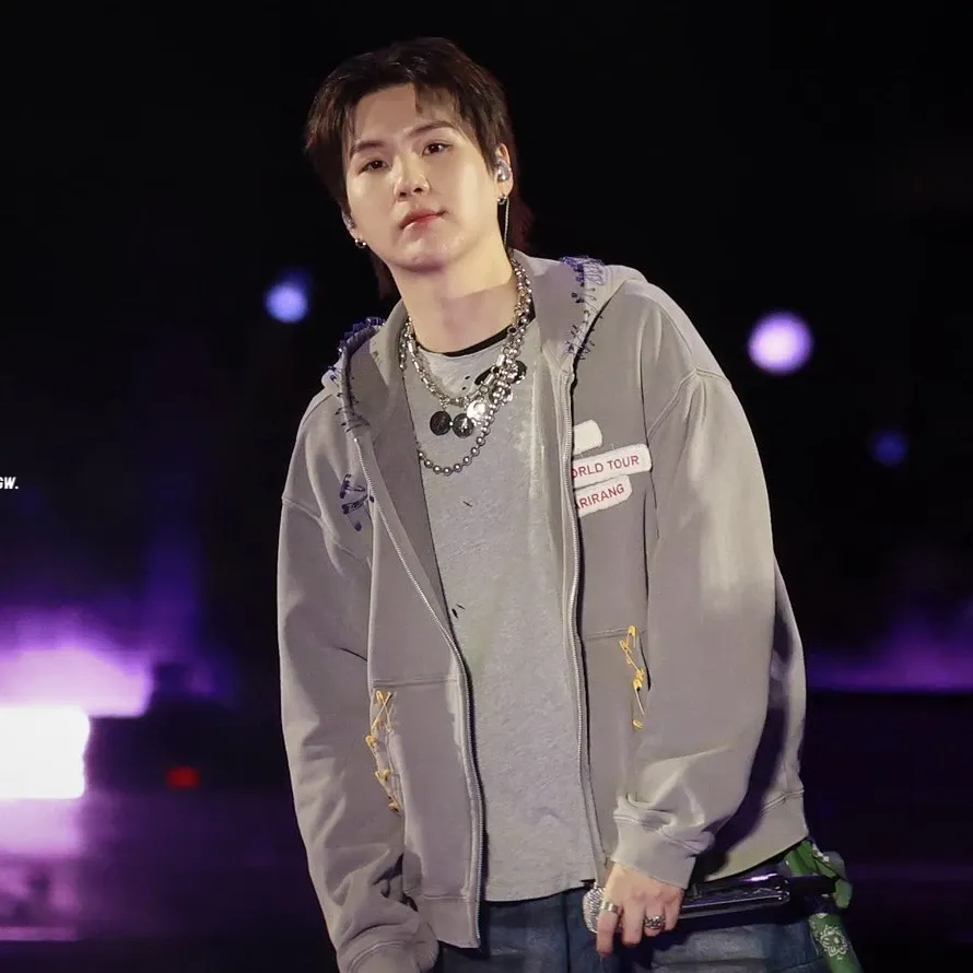 SUGA (BTS)の最近の活動写真